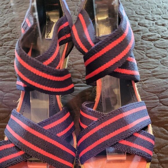 H&M WEDGE STYLE OPEN TOE ANKLE STRAP SANDAL - Picture 5 of 15